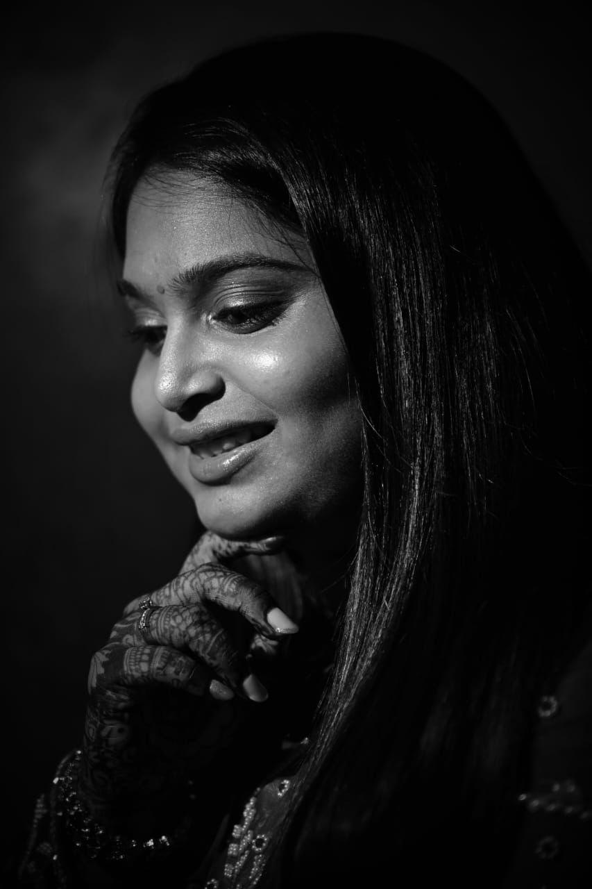 Maitrii Shahh — Certified Graphologist & Numerologist
